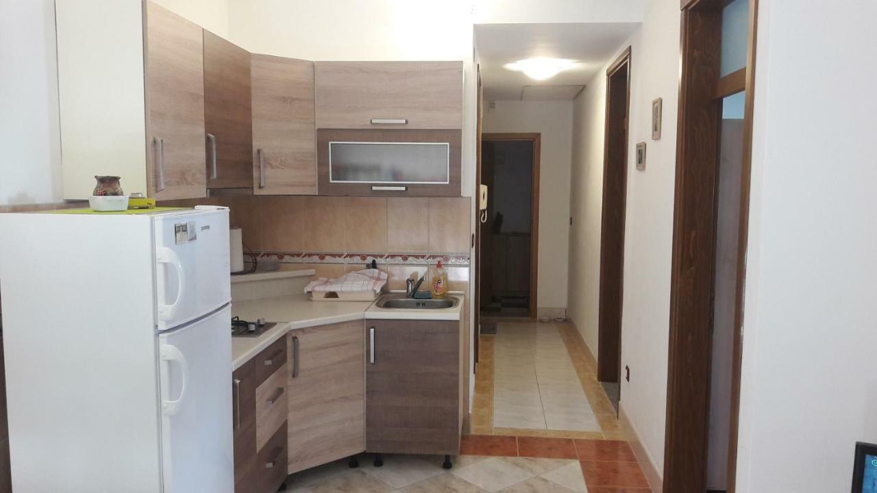 Ferienwohnung Marina & Luka Povljana Exterior foto